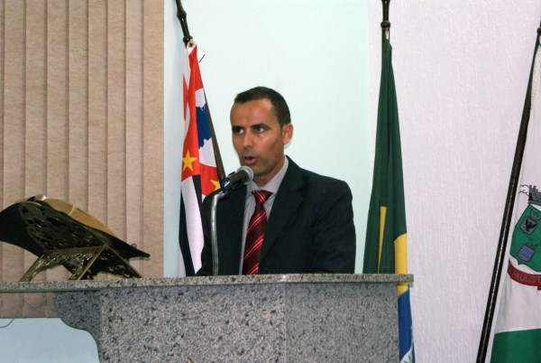 Demércio consegue mais de R$ 1 mihão em recursos para cidade.