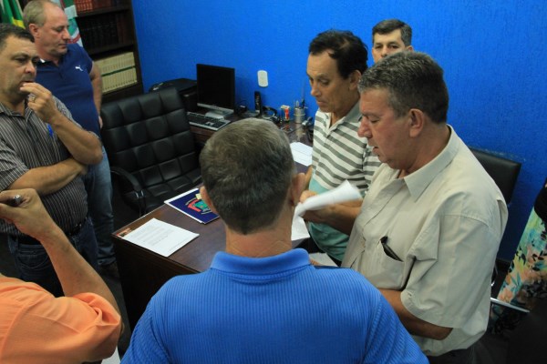 Parlamentares querem conselho popular fiscalizando obras do Bertioga