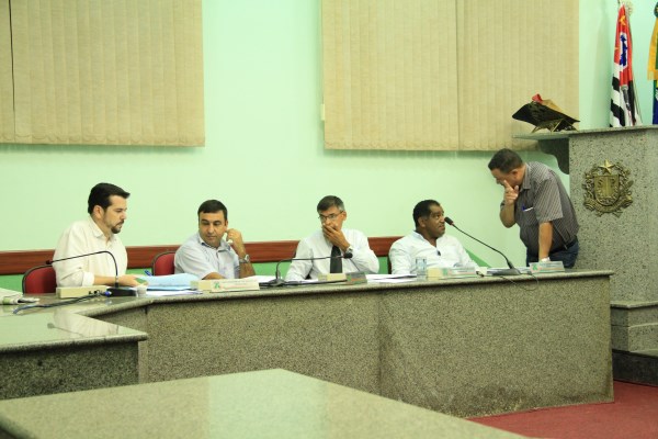 Câmara marca, para 10/12, audiência pública para discutir orçamento/2014