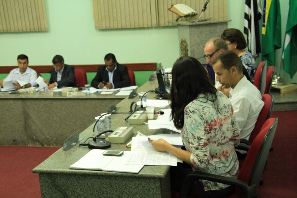 Moção homenageia Padre Wilson Vitoriano.