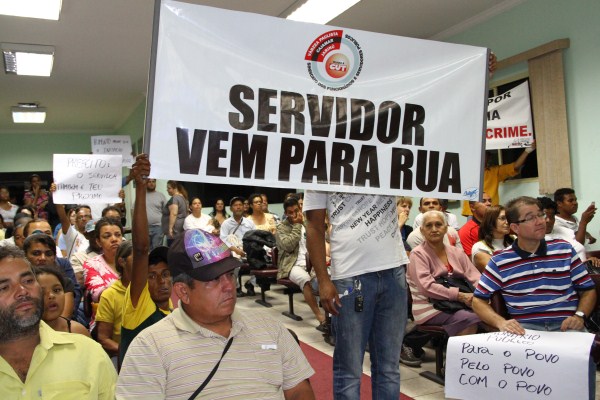 Servidores Varzinos pedem apoio