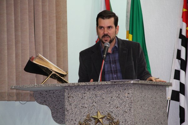 Luciano defende apoio do município à cultura e artistas locais