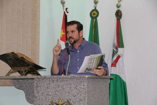 Vereadores cobram melhorias para a cidade