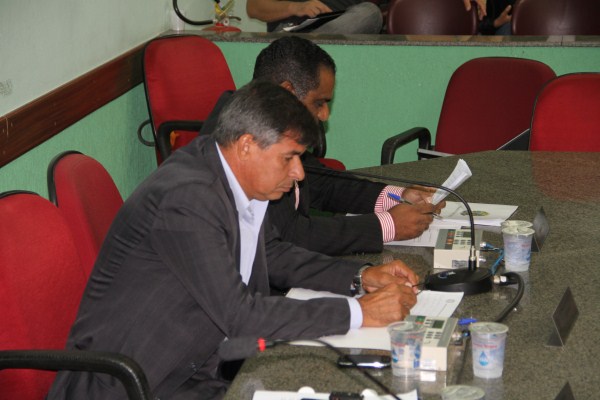 Vereadores aprovam Requerimentos e Projeto de Lei