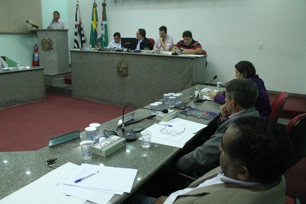 Vereadores aprovam Moções, Projetos e Requerimento