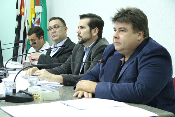 Funcionários da Câmara terão reajuste de 8,17%