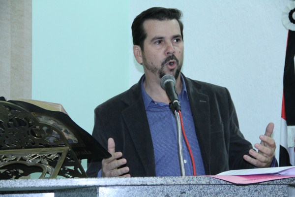 Luciano alerta para situação da Casa Transitória