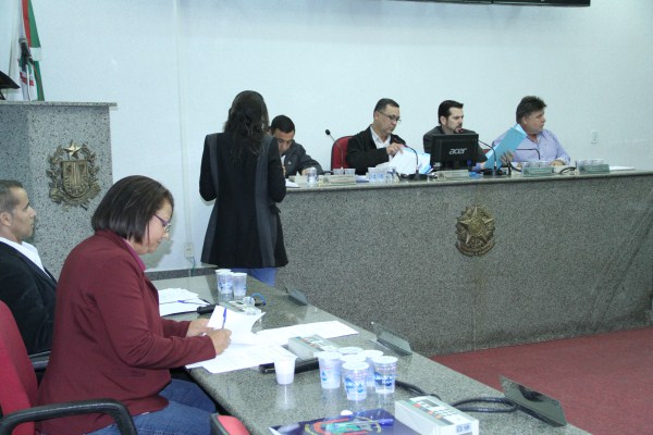 Requerimento aprovado pede informações sobre concurso público