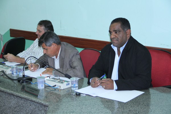 Vereadores aprovam Moção e Requerimento