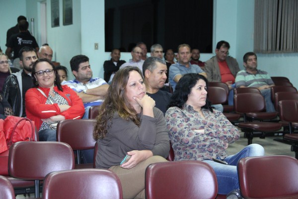 Vereadores parabenizam APAE