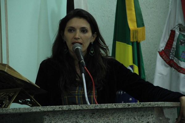 Valdilene defende administração Juvenal