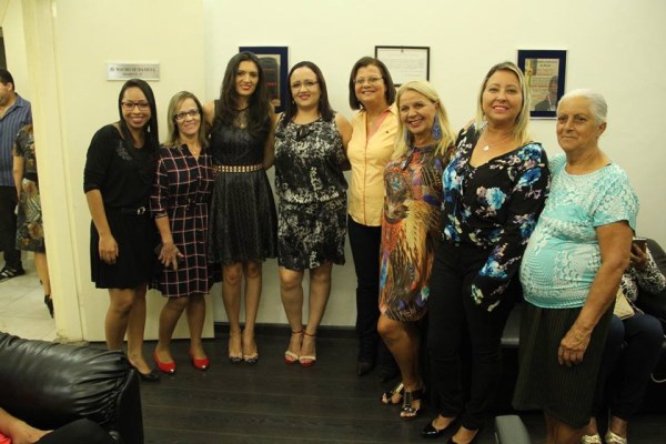 Com sessão solene, Câmara homenageia mulheres varzinas