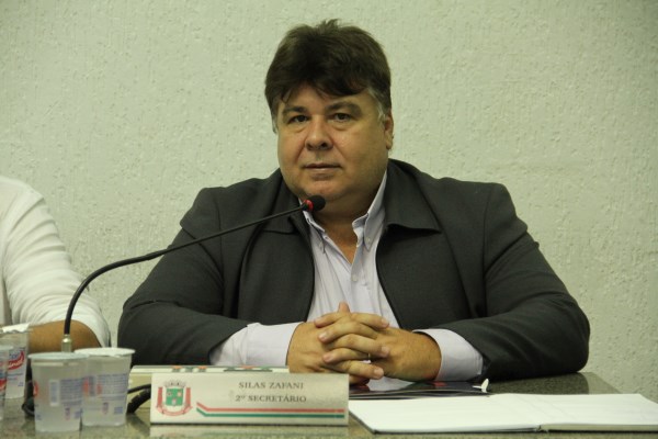Requerimento de Silas questiona medidas sobre pátio de carros