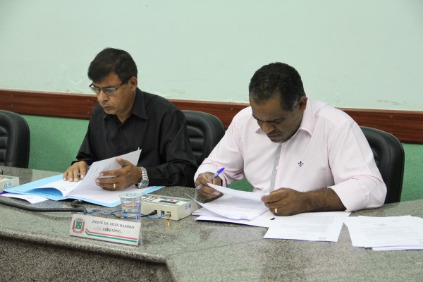 Câmara aprova 2 PLs, 1 PLC e 2 Requerimentos