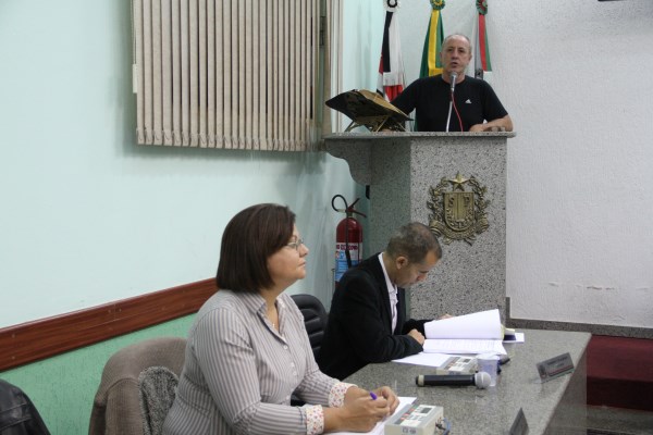 Vereadores voltam a criticar administração de Hospital