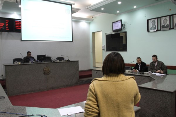 Em audiência pública, Prefeitura apresenta orçamento para 2017