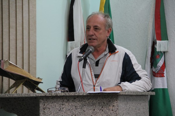 Ivan alerta: Várzea está às escuras