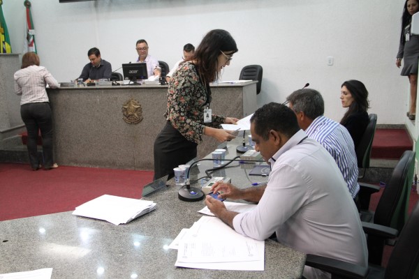 Vereadores apresentam 16 indicações