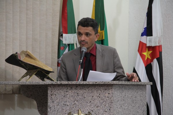 Vereadores querem reforma em escola da Promeca