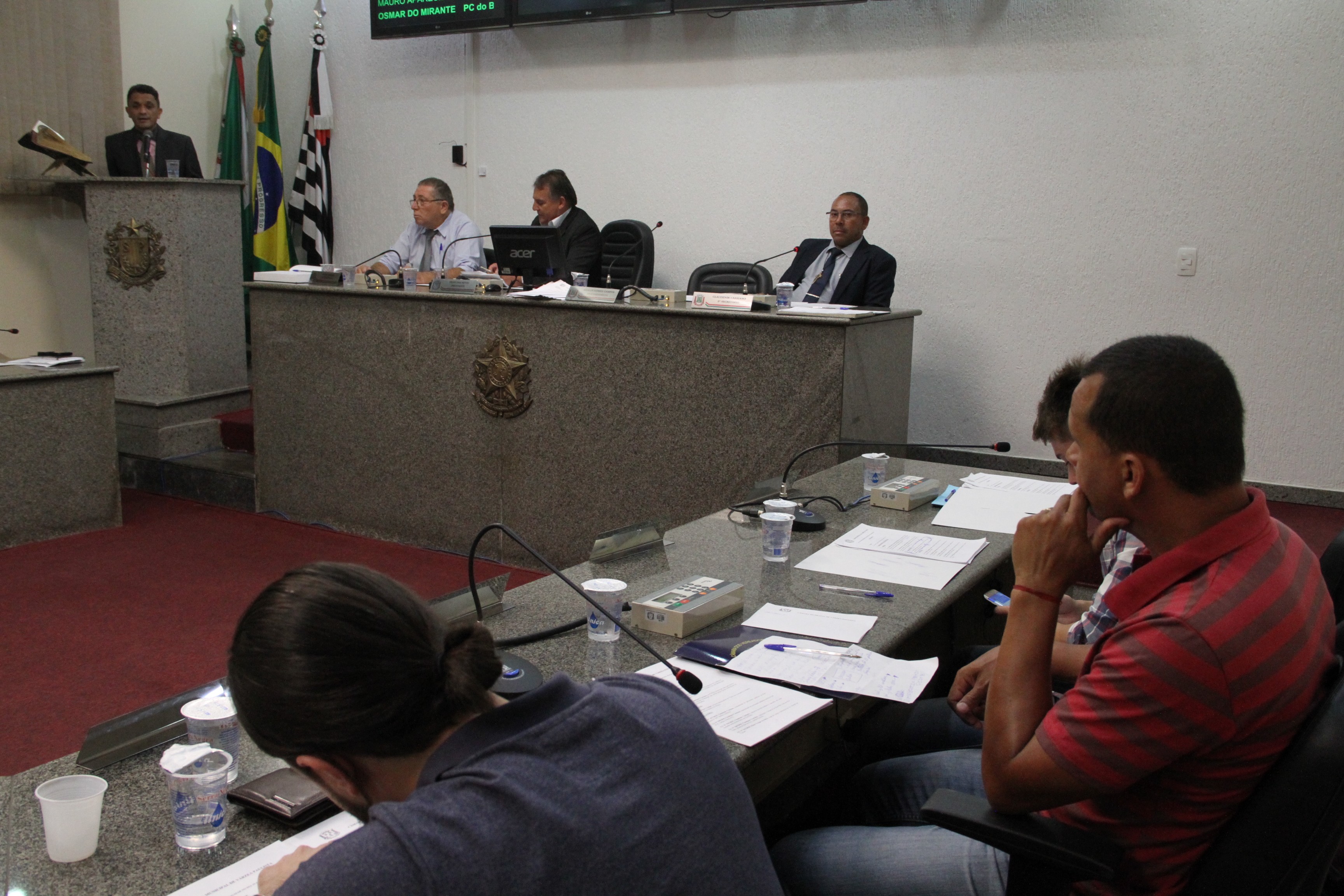 Robertinho quer segurança para alunos da Cemeb Paulo Freire