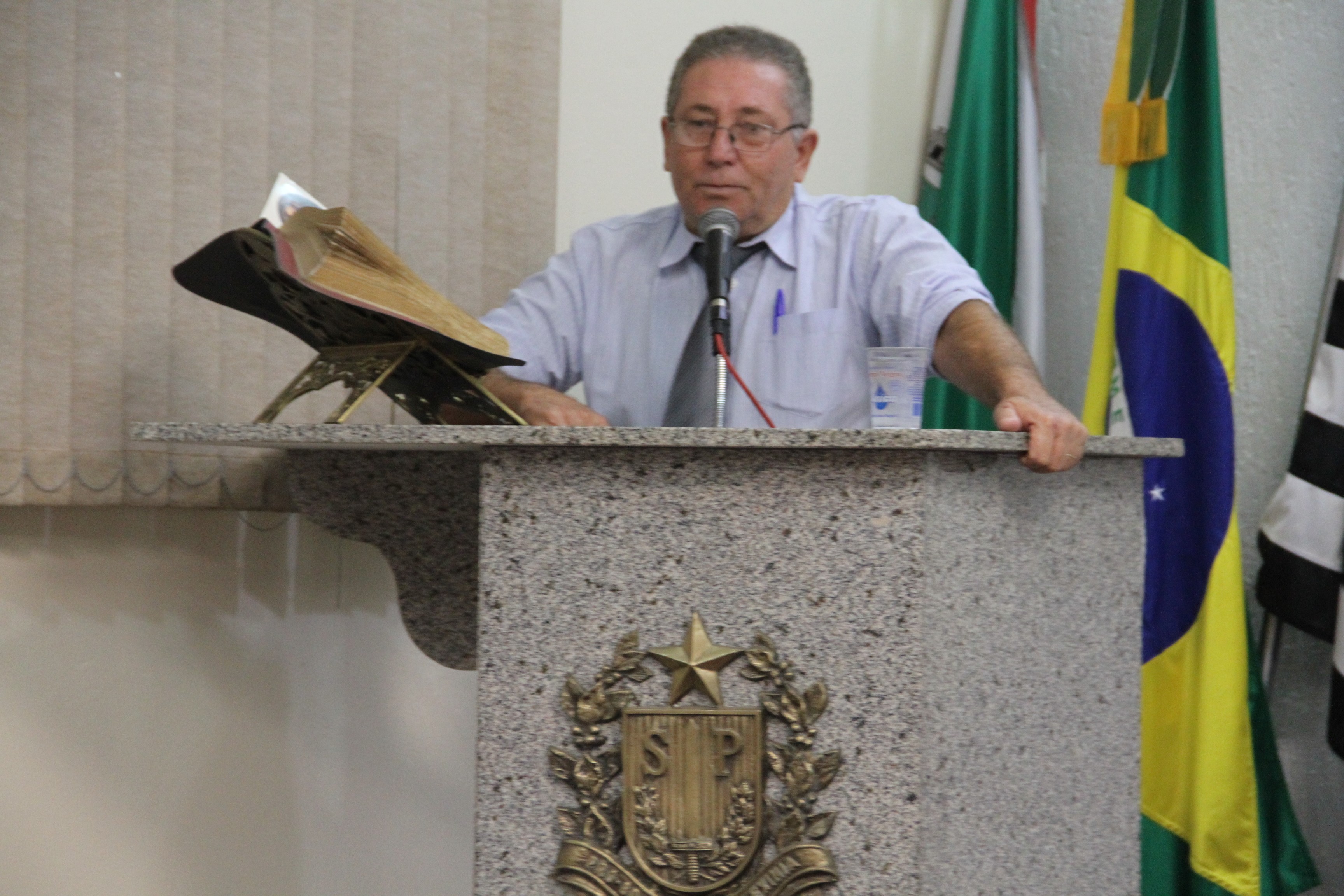 Osmar do Mirante solicita operação tapa buraco?