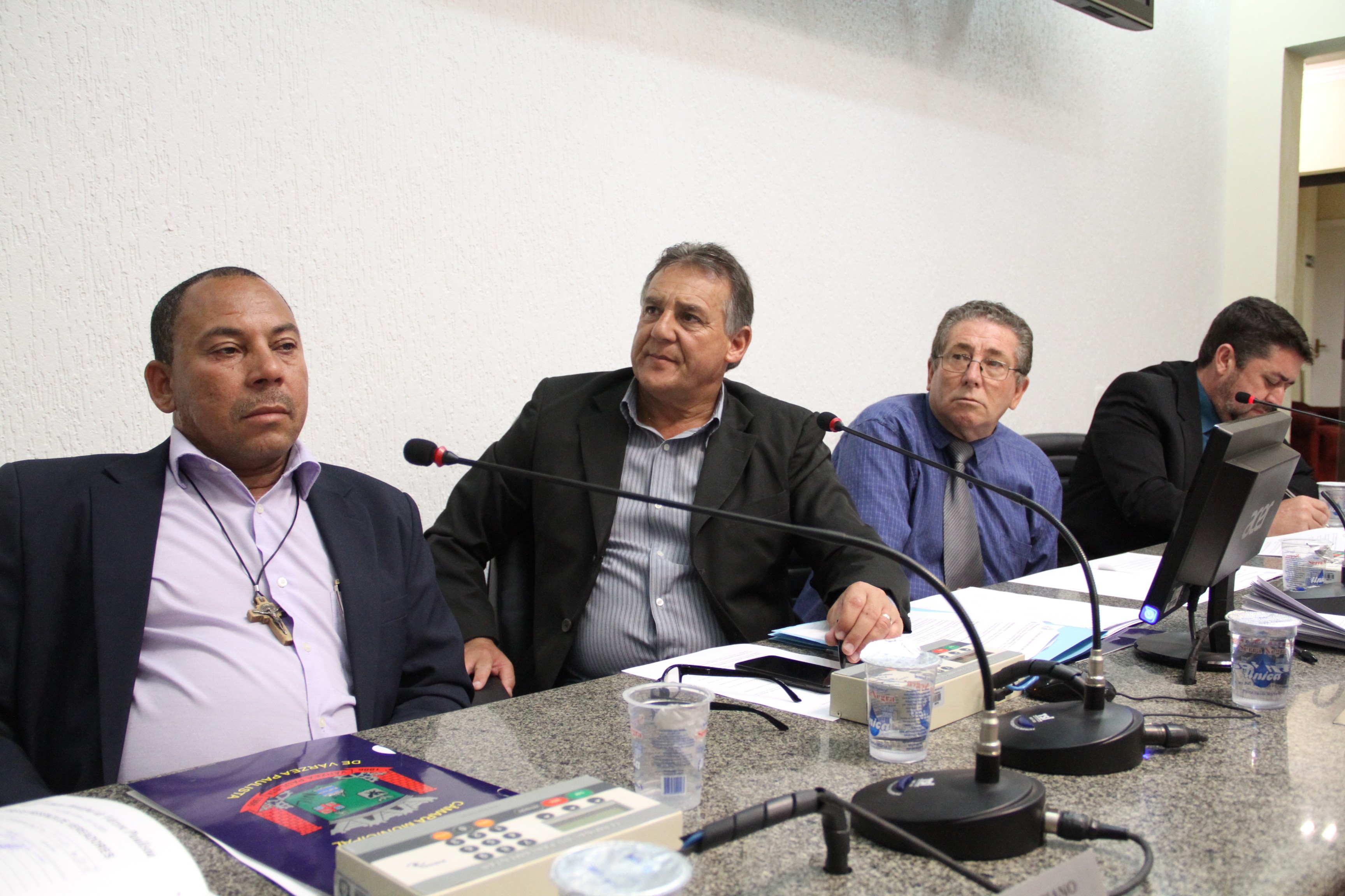 Nil preocupado com obras do córrego Bertioga