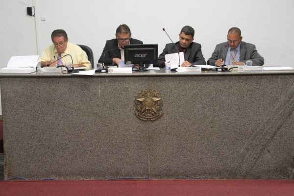 Em sessão ordinária, Câmara aprova empréstimo