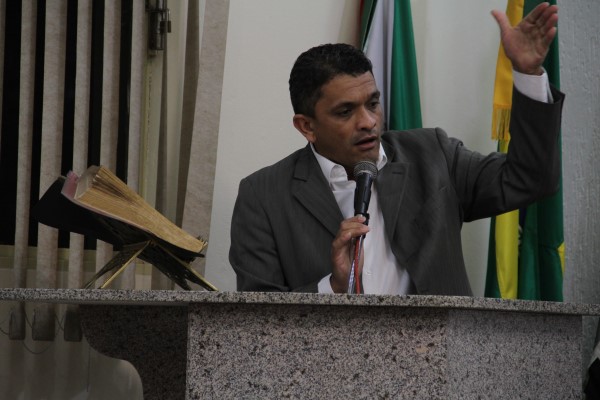 Ideologia de Gênero presente mais uma vez em Sessão