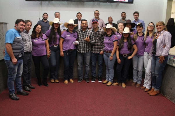 Várzea Paulista passa a ter 'Dia da Amazona e do Cavaleiro'