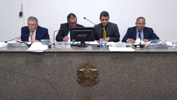 Volta do recesso a todo vapor