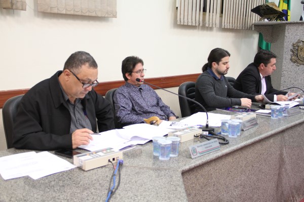 Aprovado projeto que reajusta salário de conselheiros tutelares