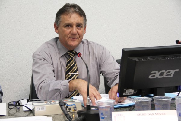 Silso e Osmar pedem apuração em transporte de paciente