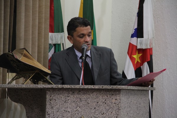 Weslen relata mau atendimento do Hospital Municipal