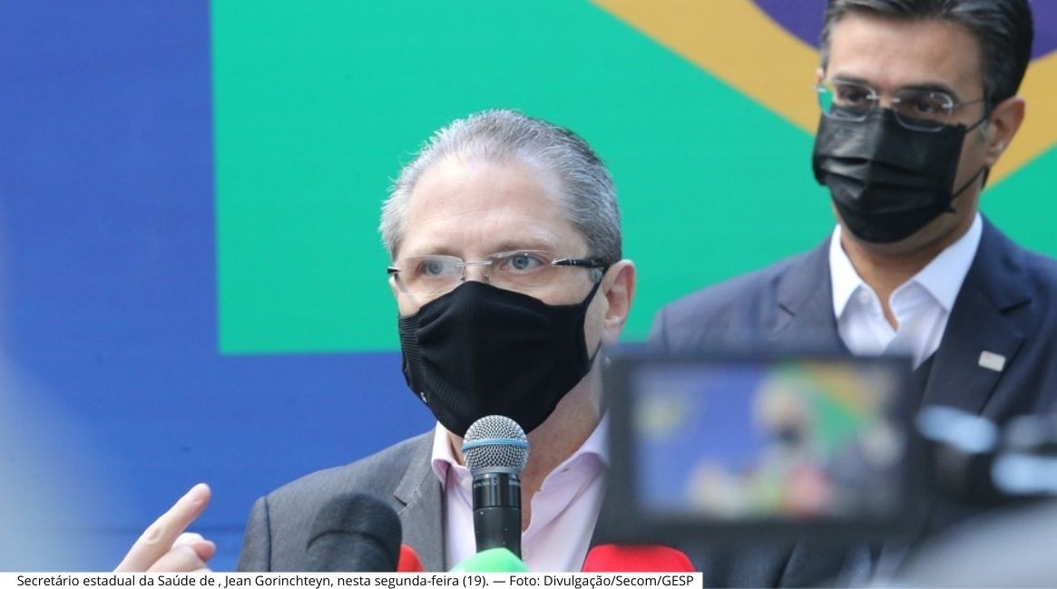 Governo de SP anuncia que vacinação contra Covid-19 será anual