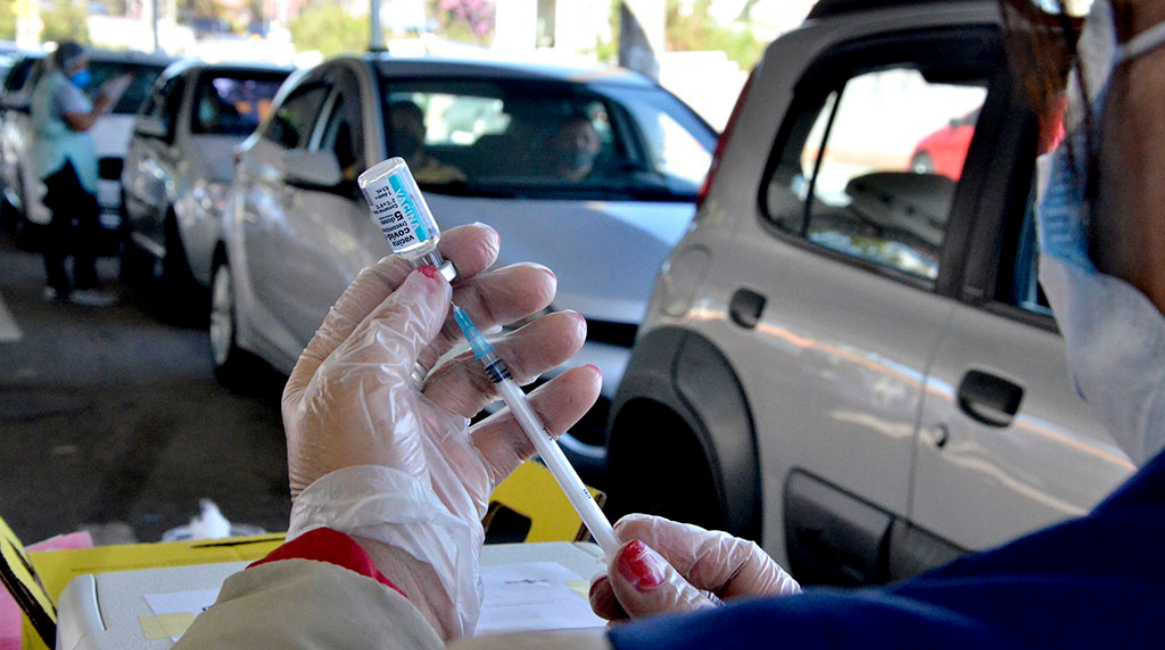 Várzea Paulista chega a 50% da população alvo vacinada