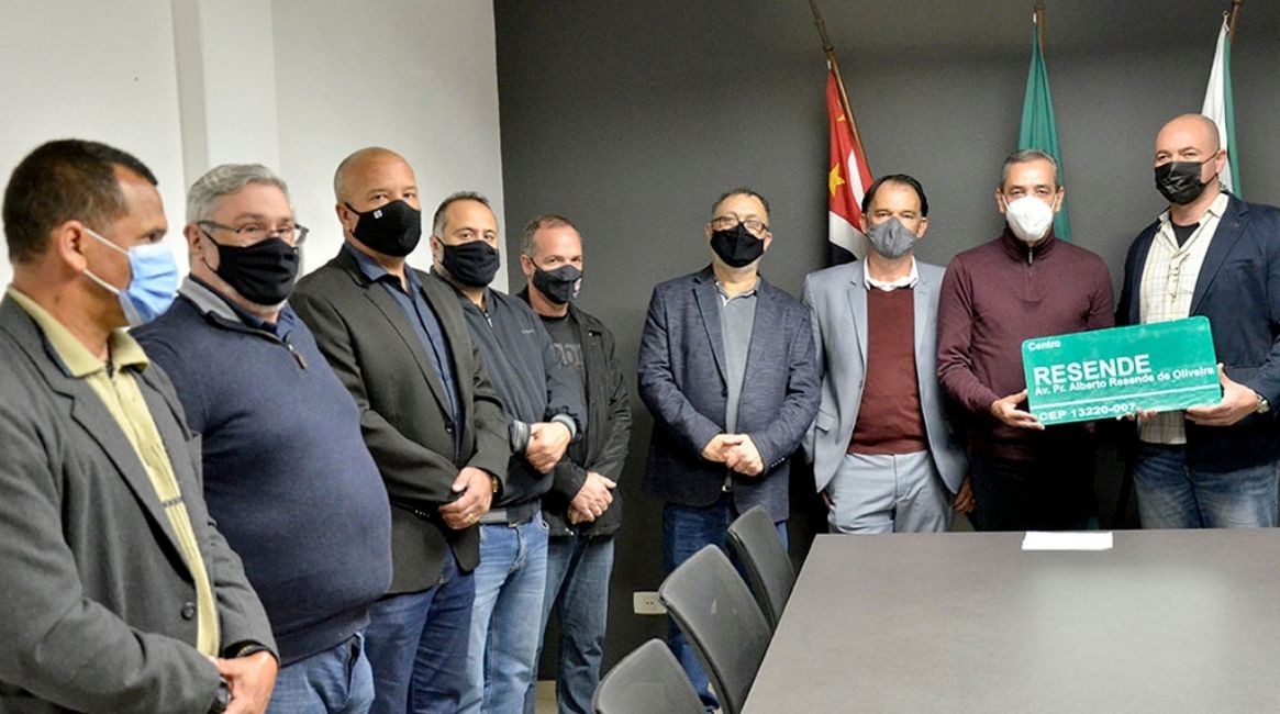 Avenida Projetada passa a se chamar “Avenida Pastor Alberto Resende de Oliveira”