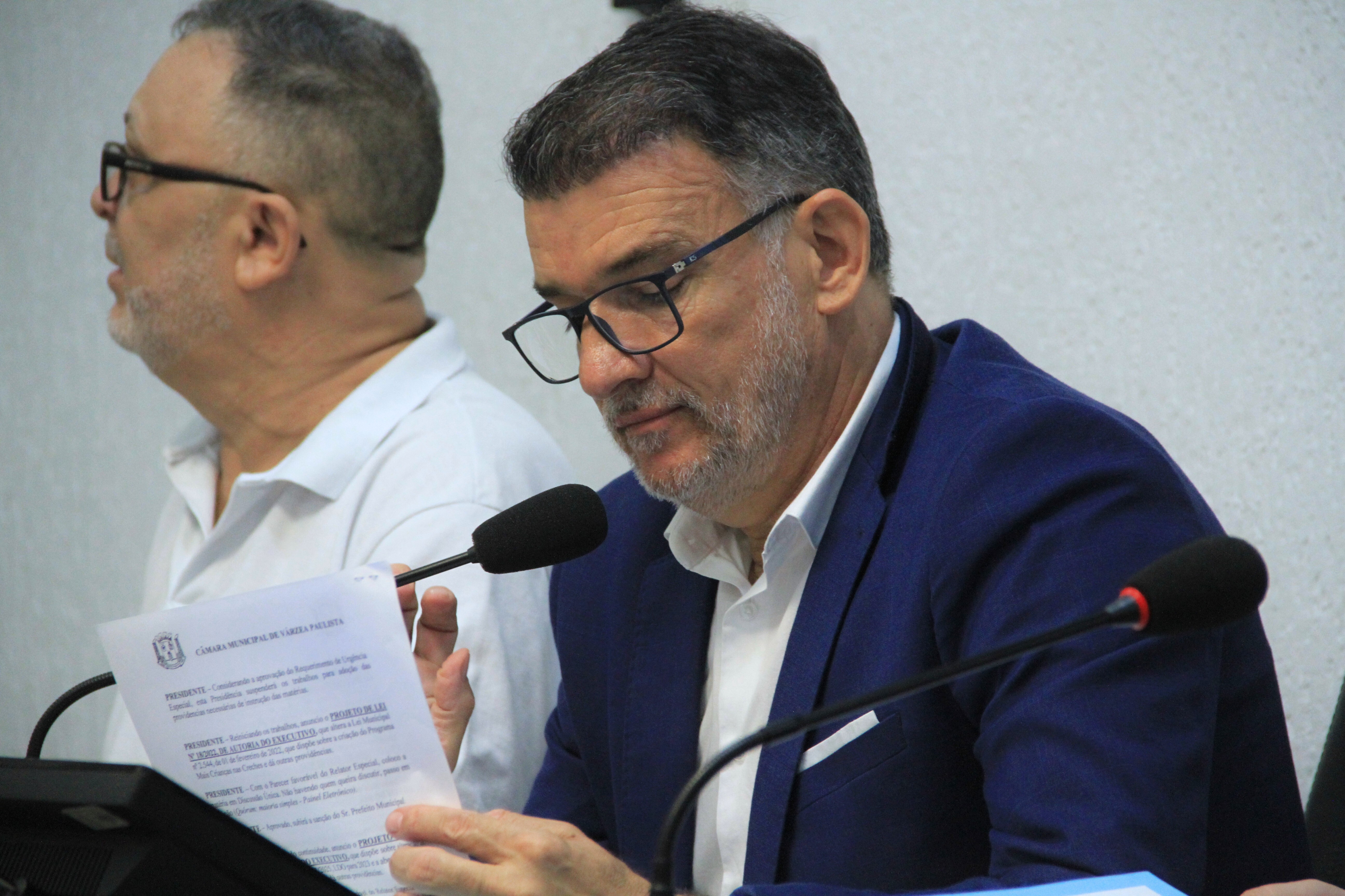 Parlamentares aprovam dois Projetos de Lei