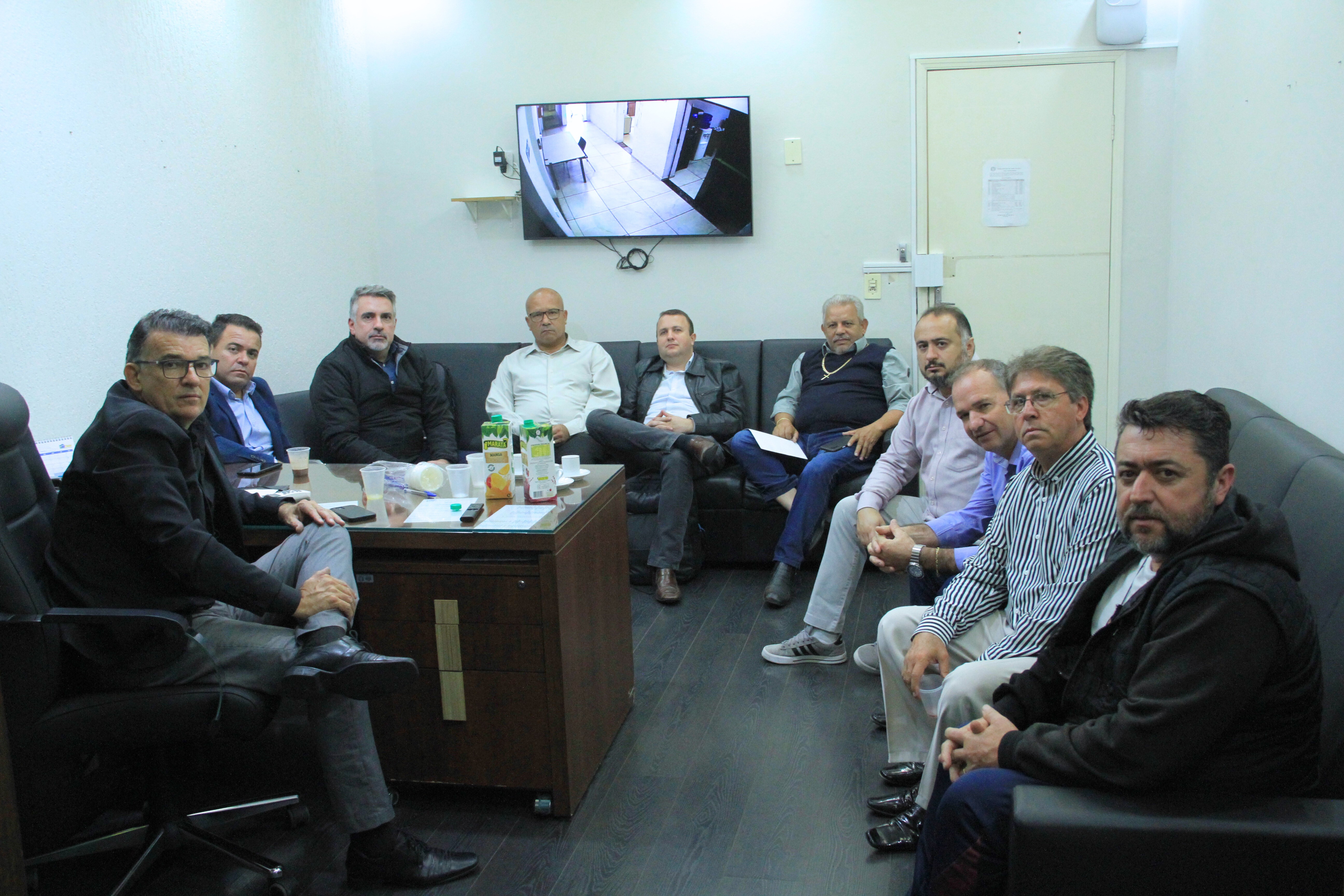 Vereadores se reúnem com representante da CPFL