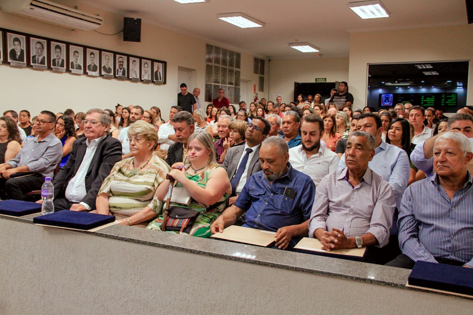 Câmara Municipal realiza entrega dos títulos de Cidadão Varzino