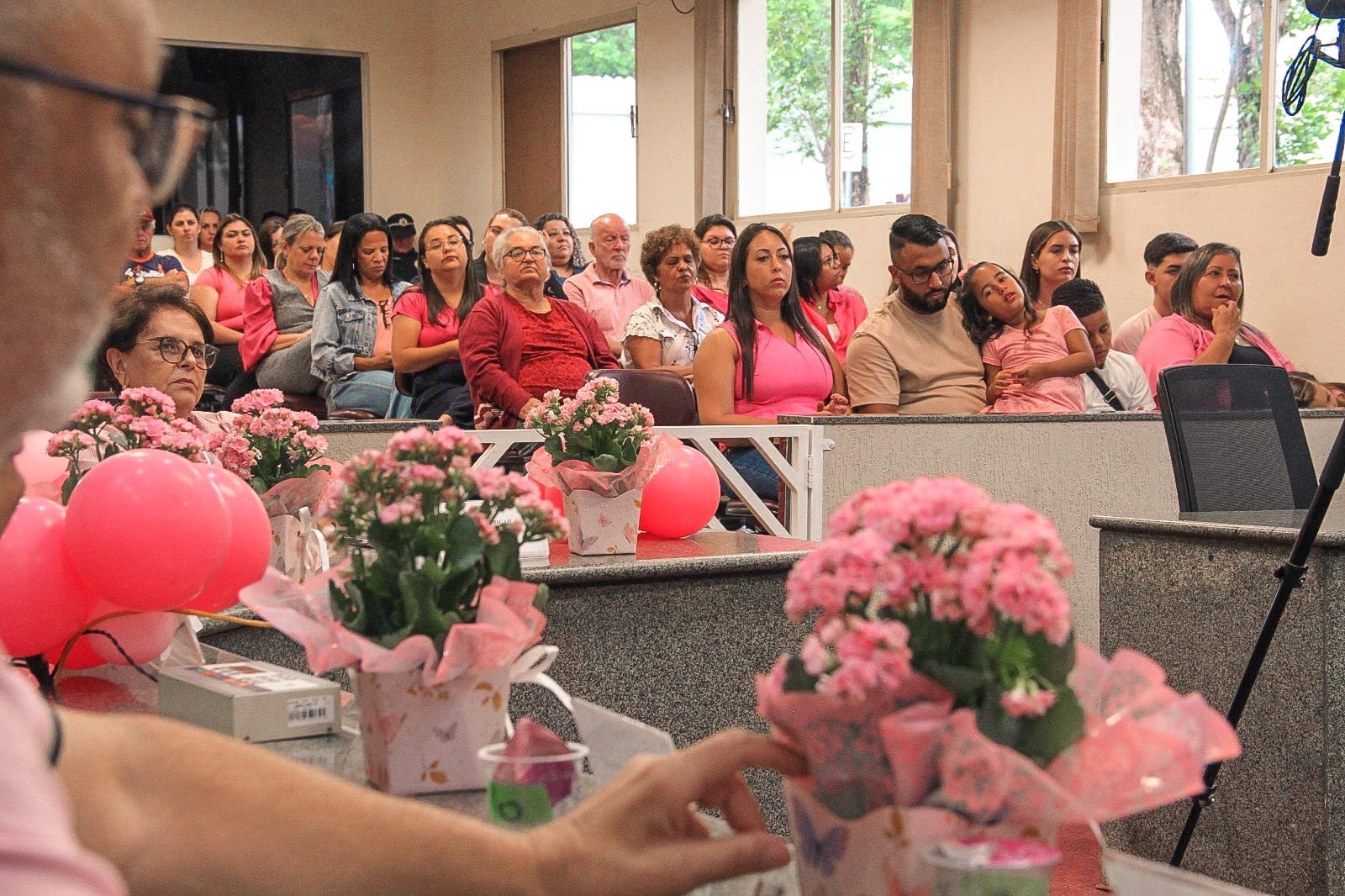 Câmara promove palestra em alusão ao Outubro Rosa