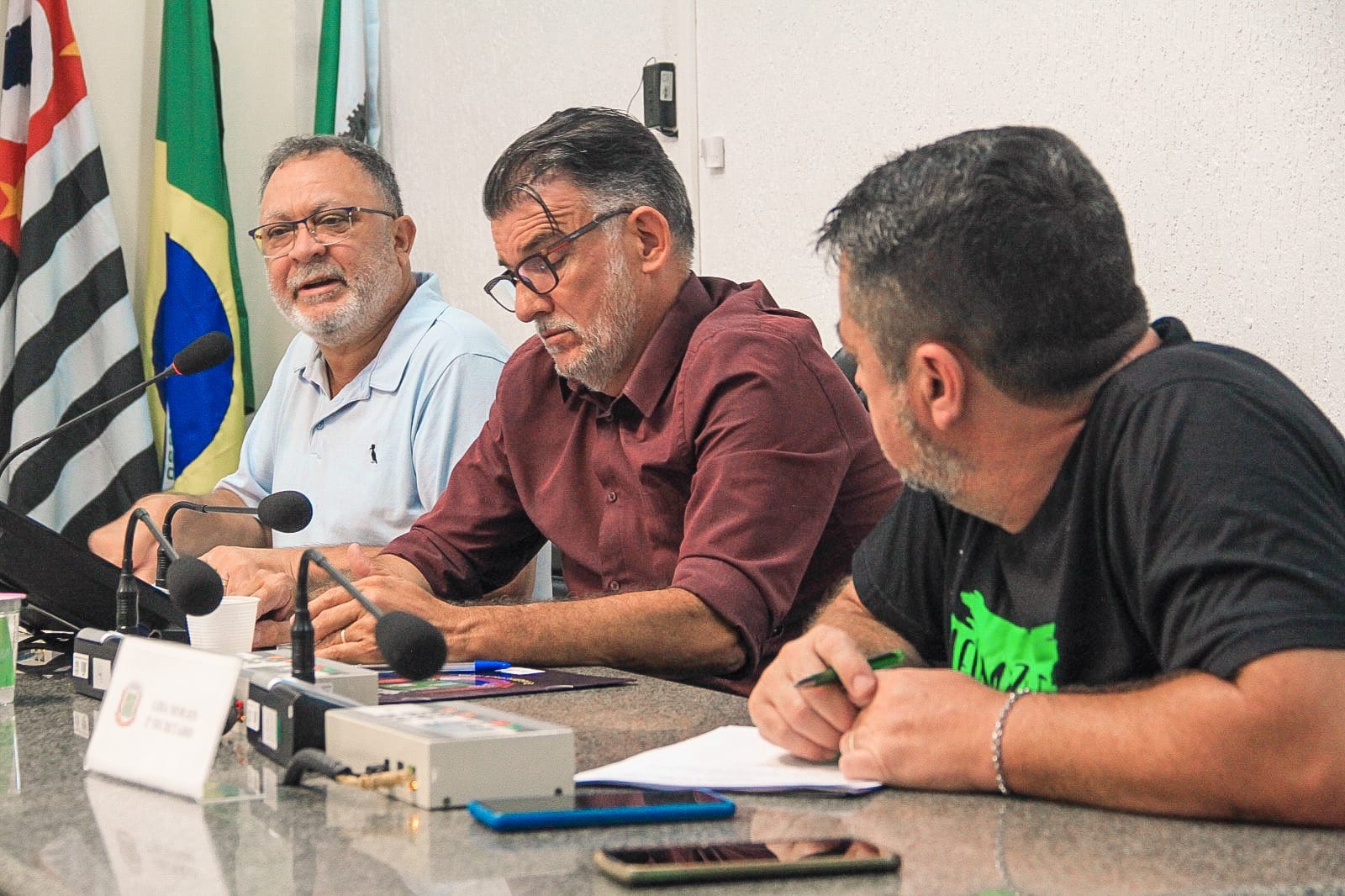 Parlamentares realizam Sessão Extraordinária